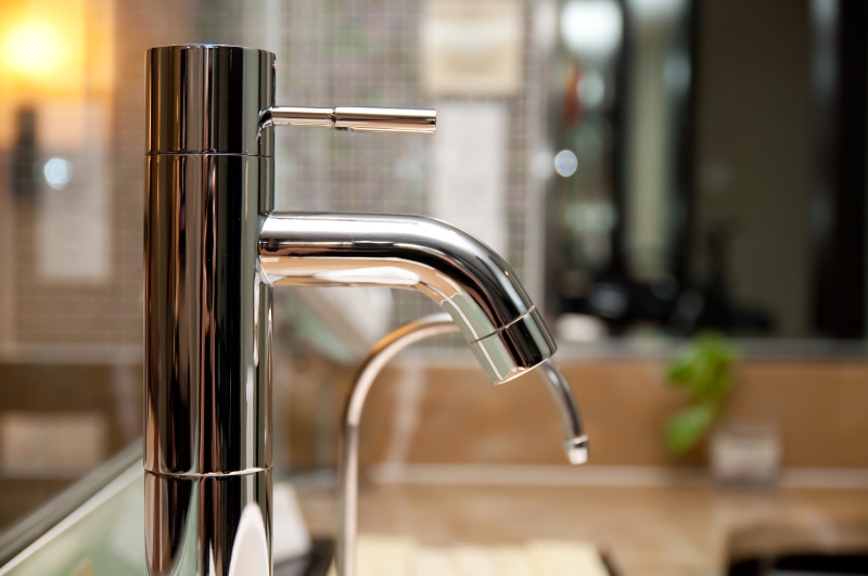 Sink Leaking Shepherds Bush